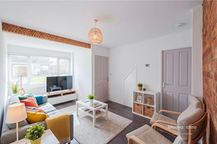 3 Bedroom Semi Detached House For Sale In Halifax Close, Wroughton, Swindon, SN4