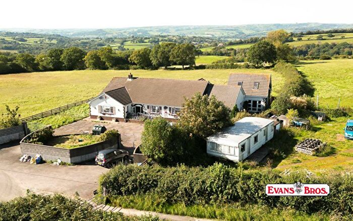 5 Bedroom Smallholding For Sale In Llanarthney, Nr Carmarthen, SA32