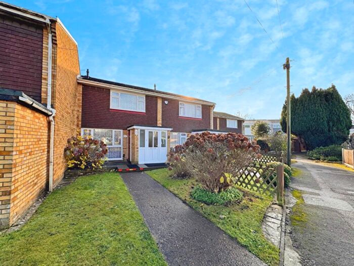 2 Bedroom Terraced House For Sale In Thorpe Walk, Gillingham, Kent, ME8