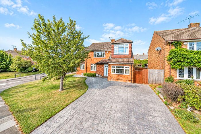 4 Bedroom Detached House For Sale In Camden Road, Bexley, Kent, DA5