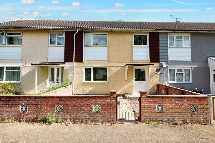 3 Bedroom Terraced House To Rent In Leaveland Close, Ashford, TN23