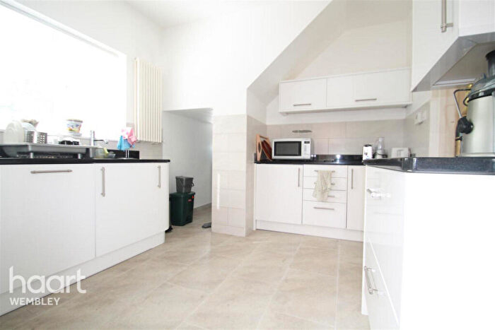 4 Bedroom Flat To Rent In Wembley Park Drive, Wembley, HA9