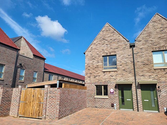 2 Bedroom End Of Terrace House To Rent In Oakfield Avenue, Swindon, SN3