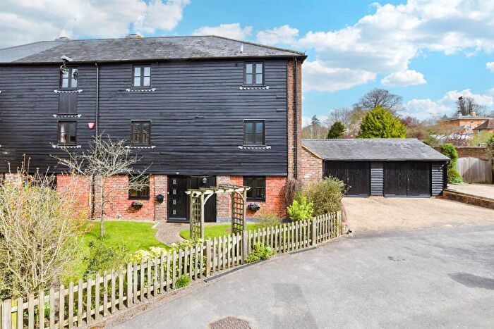 6 Bedroom Barn Conversion For Sale In Church Lane, West Farleigh, Maidstone, Kent, ME15