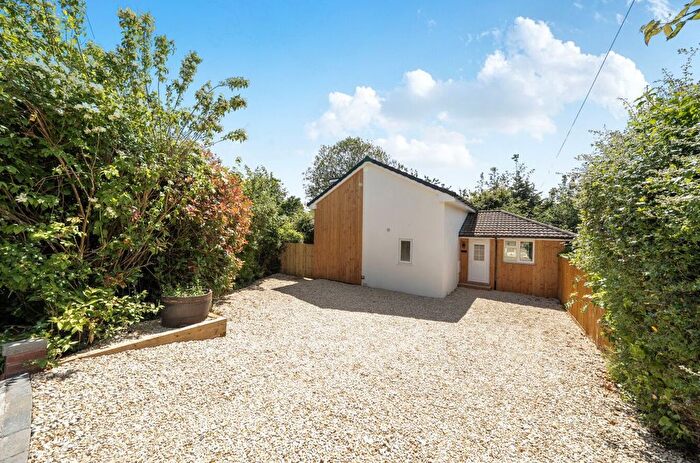 3 Bedroom Detached House For Sale In West View Close, Exeter, EX5
