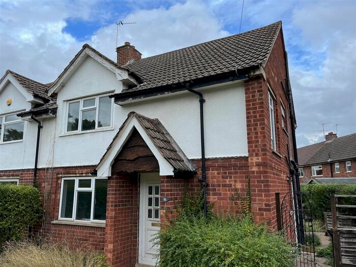 5 Bedroom Semi-Detached House To Rent In Wyvelle Crescent, Kegworth, Derby, DE74