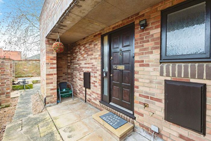 Studio For Sale In Maiden Place, Lower Earley, Reading, RG6