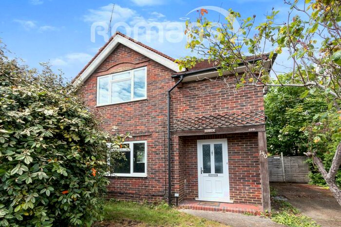 3 Bedroom Detached House To Rent In Albert Street Fleet, GU51
