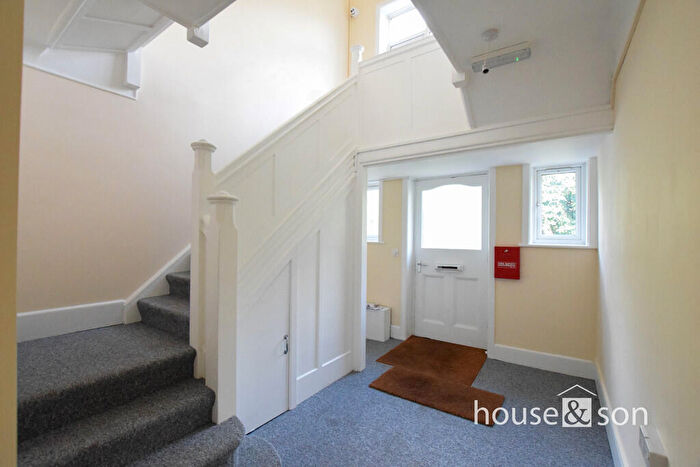 4 Bedroom Detached House For Sale In Suffolk Road, West Cliff, Bournemouth, BH2