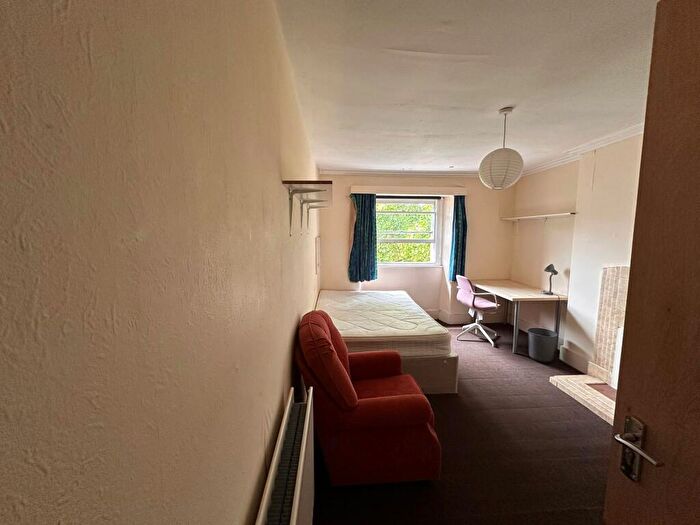 4 Bedroom Flat To Rent In Pembroke Road, Bristol, BS8