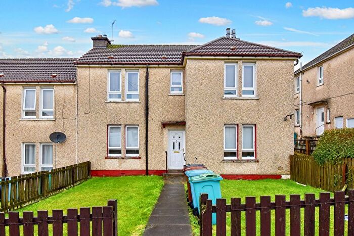 2 Bedroom Flat For Sale In Johnston Avenue, Kilsyth, Glasgow, G65