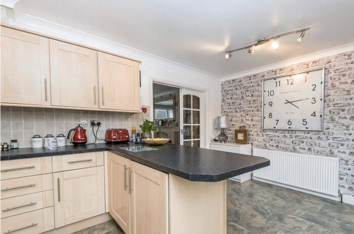 3 Bedroom Semi-Detached House To Rent In Katrina Grove, Featherstone, Pontefract, WF7