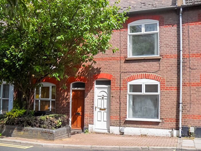 3 Bedroom Terraced House To Rent In Hibbert Street, Luton, Bedfordshire, LU1