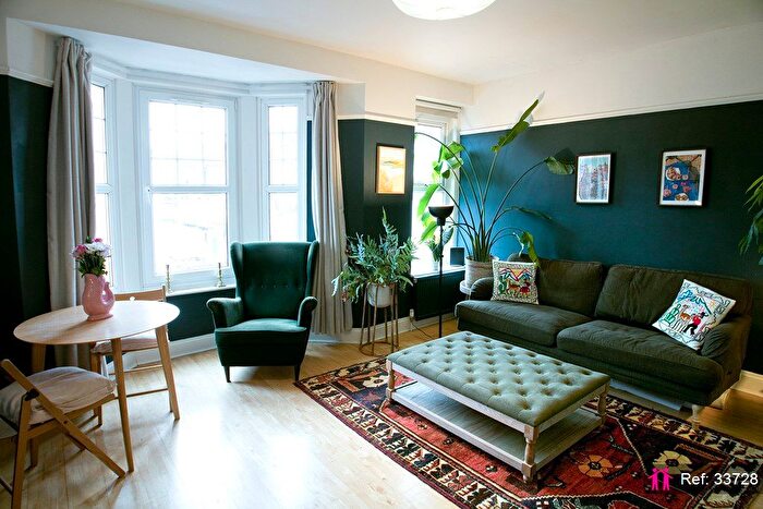 2 Bedroom Maisonette For Sale In Doone Road, Bristol, BS7