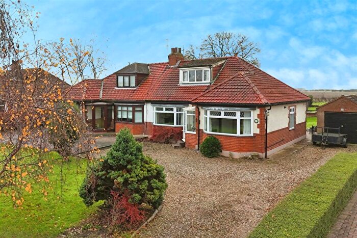 3 Bedroom Semi-Detached Bungalow For Sale In Main Road, Burstwick, HU12