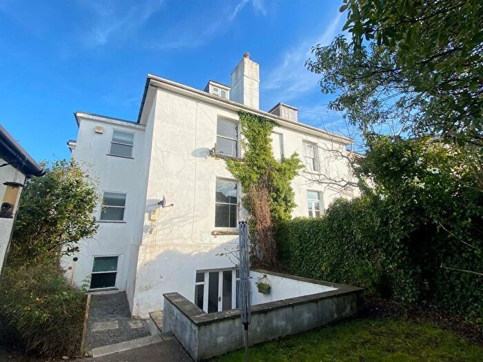 3 Bedroom Apartment To Rent In Friars Walk, Exeter, EX2