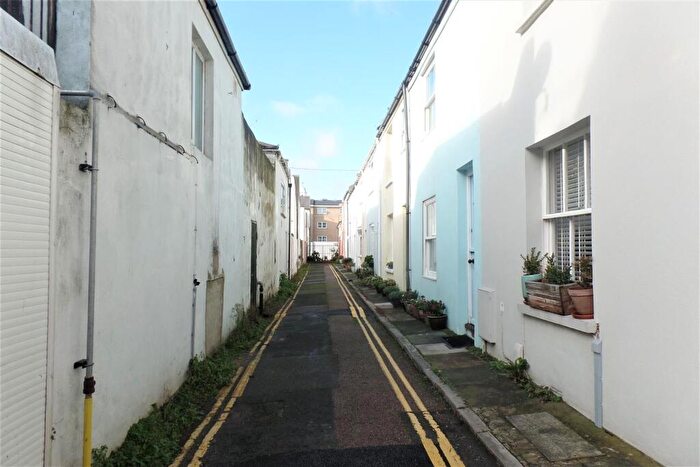 4 Bedroom Flat To Rent In St. Georges Road, Brighton, BN2