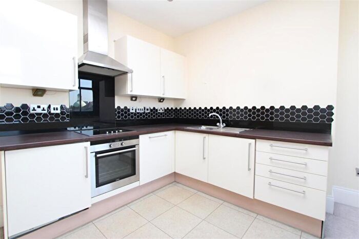 1 Bedroom Apartment To Rent In Hick Street, Bradford, BD1