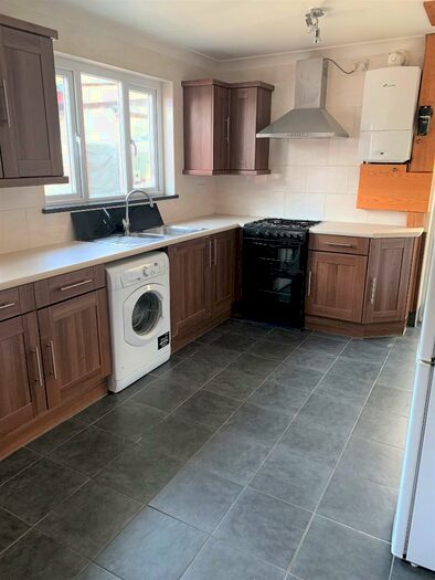 3 Bedroom Semi-Detached House To Rent In Lansdowne Avenue West, Cardiff(City), CF11