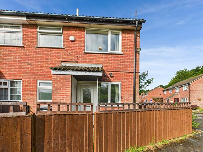 1 Bedroom Property To Rent In Redmires Close, Loughborough, LE11