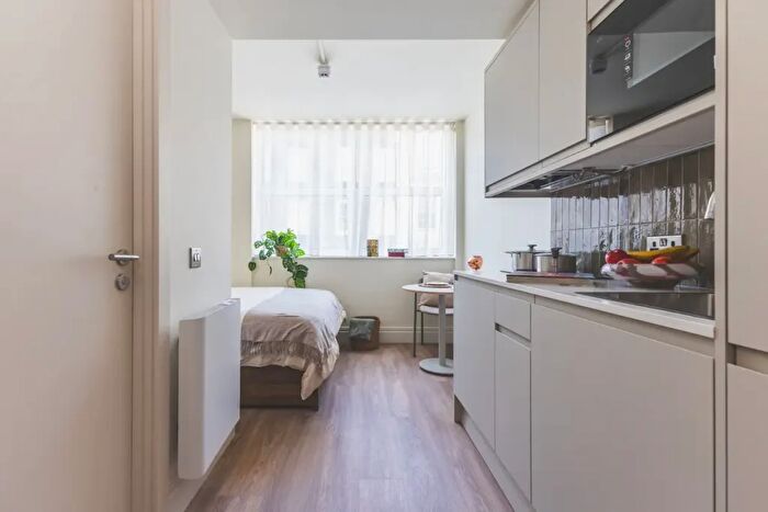 Studio To Rent In Bedford Row, Holborn, London, WC1R