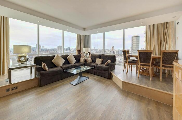 3 Bedroom Flat To Rent In Grosvenor Road, London, SW1V