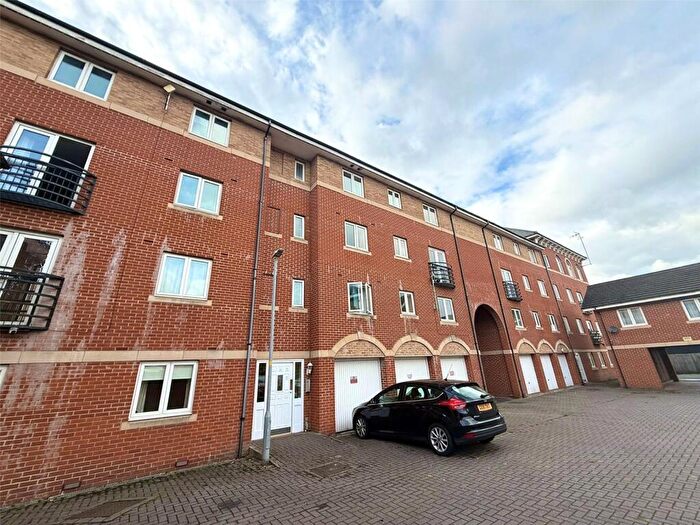 2 Bedroom Apartment To Rent In Saltash Road, Churchward Park, Swindon, Wiltshire, SN2