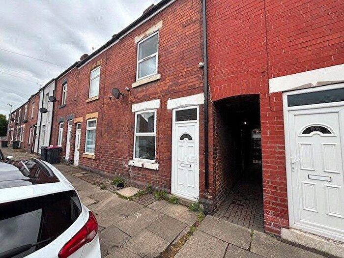 4 Bedroom Terraced House To Rent In Walter Street, Thornhill, Rotherham, S60