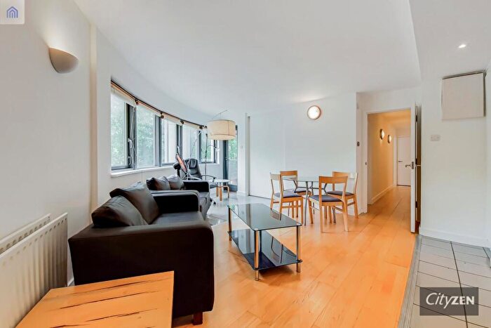 2 Bedroom Flat To Rent In The Chronos Building, Mile End Road, London, E1