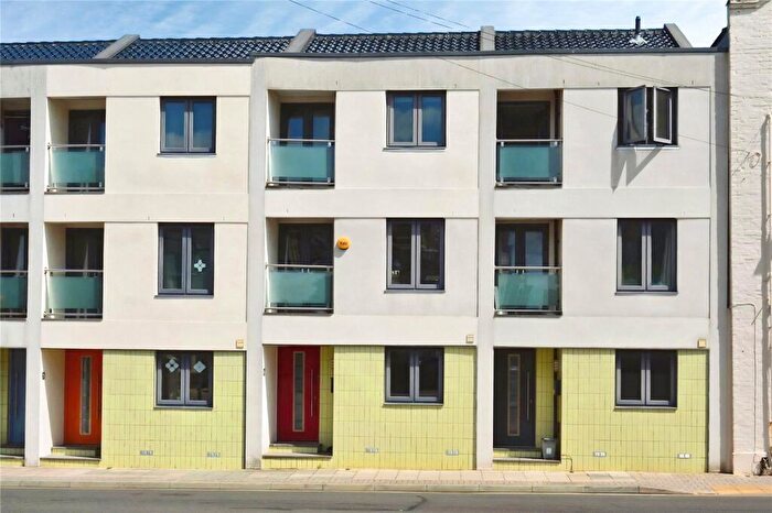 3 Bedroom House To Rent In Clarendon Road, Southsea, Hampshire, PO4