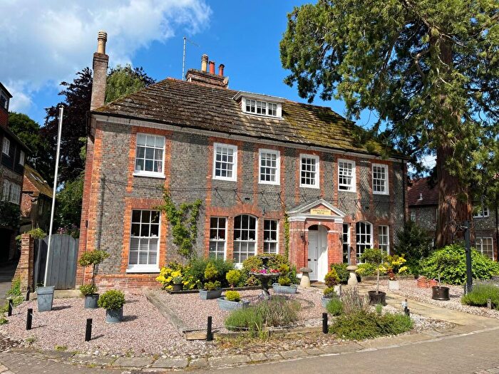 9 Bedroom House For Sale In High Street, Steyning, BN44