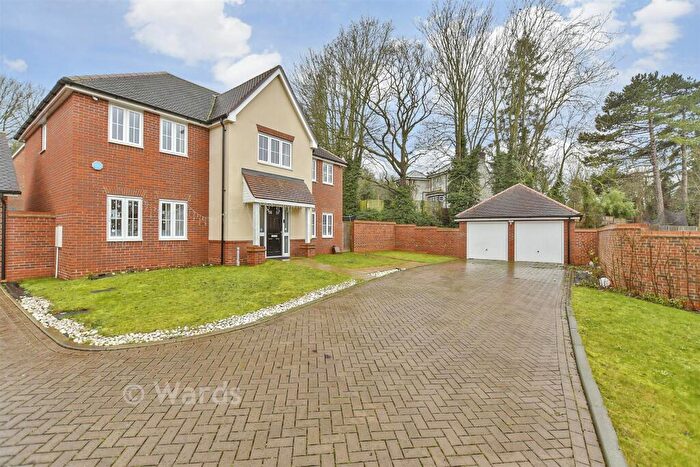 4 Bedroom Detached House For Sale In Brickmakers Way, Hempstead, Gillingham, Kent, ME7