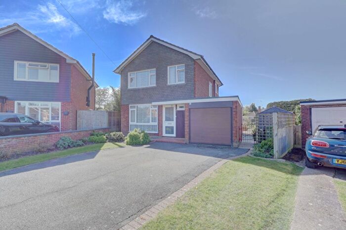3 Bedroom Detached House For Sale In Little Ham Lane, Monks Risborough, Princes Risborough, Buckinghamshire, HP27