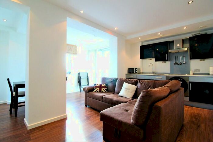 1 Bedroom Apartment To Rent In Basilica, King Charles' Street, LS1