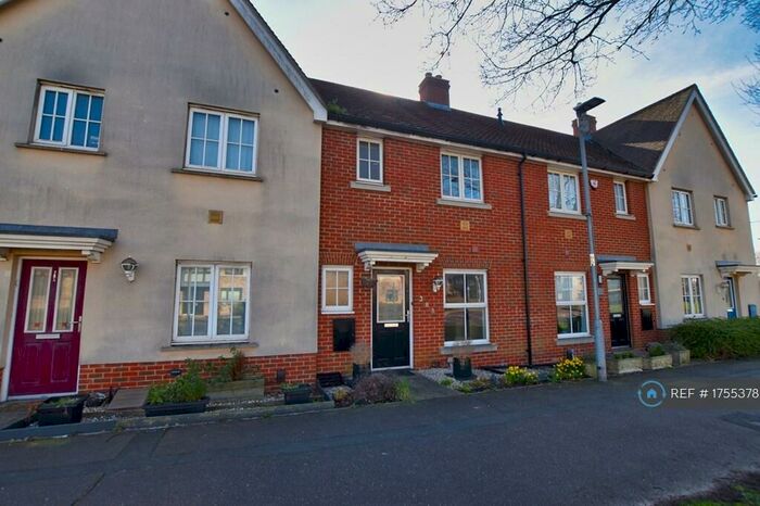 3 Bedroom Terraced House To Rent In Mill Road, Colchester, CO4