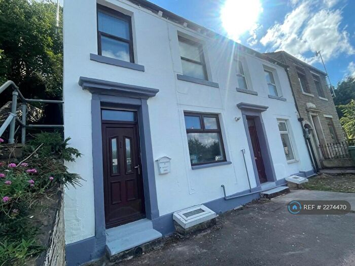 1 Bedroom Flat To Rent In Manchester Road, Huddersfield, HD4