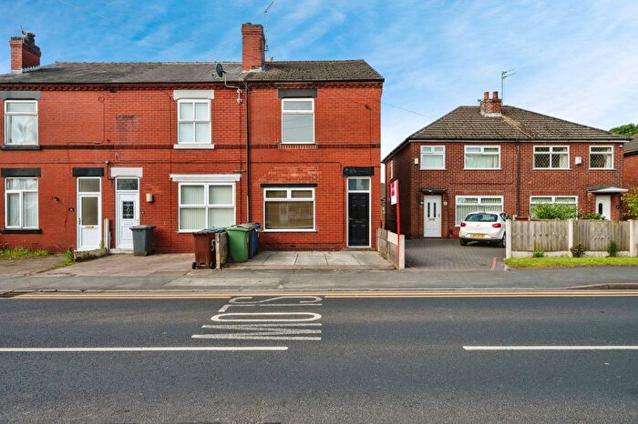 3 Bedroom End Of Terrace House To Rent In Golborne Road, Warrington, WA3