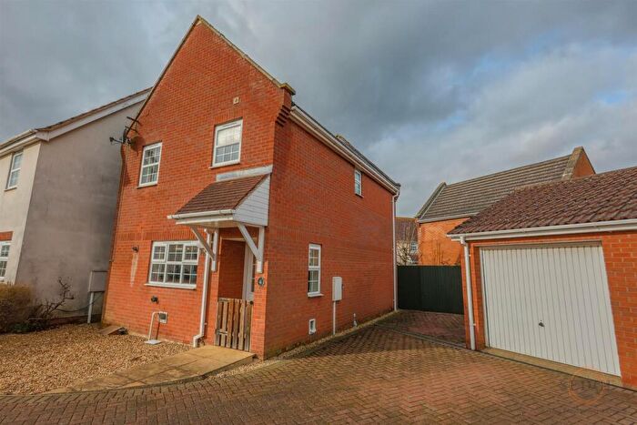 3 Bedroom Detached House For Sale In Mallard Close, Spalding, PE11