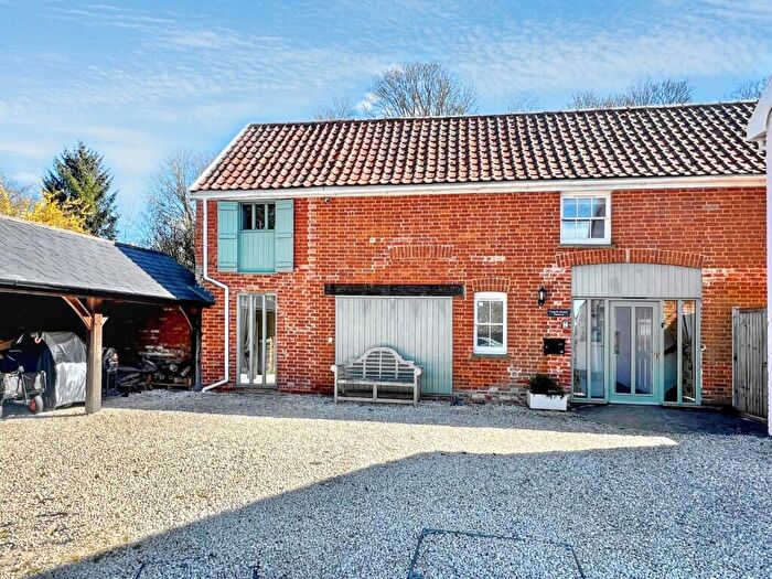 2 Bedroom Detached House To Rent In Church Road, IP6