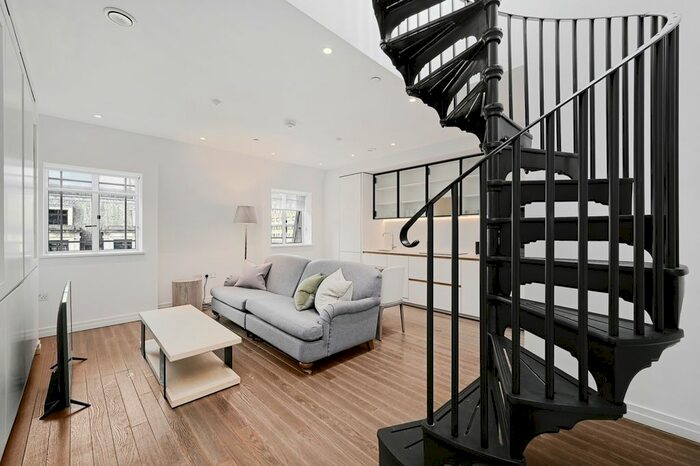 2 Bedroom Flat To Rent In Little Portland Street, London, W1W