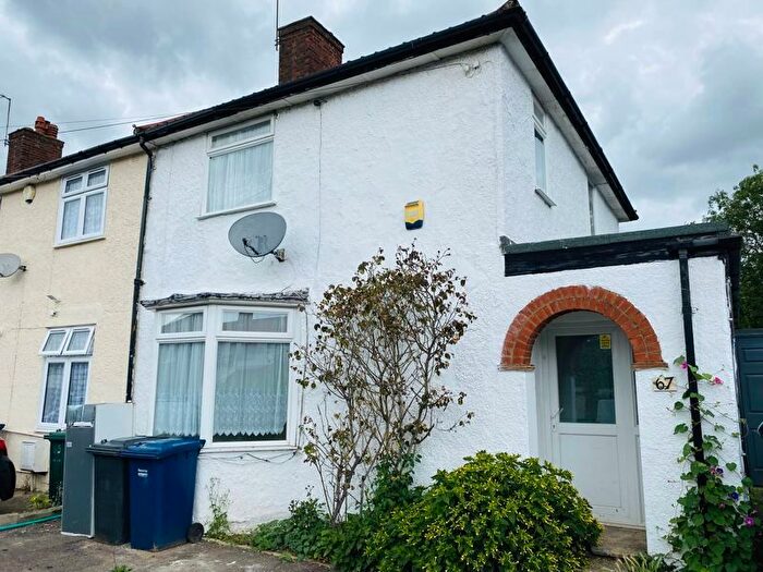 3 Bedroom Semi-Detached House To Rent In Dryfield Road, Edgware, HA8