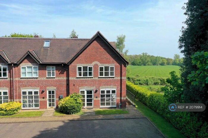 4 Bedroom End Of Terrace House To Rent In Whitlingham Hall, Norfolk, NR14