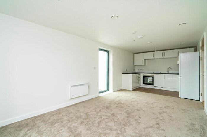1 Bedroom Apartment To Rent In Collingdon Street, Luton, LU1