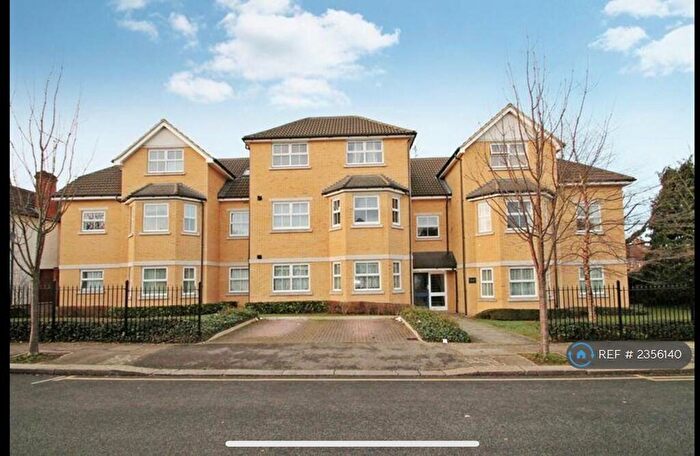 2 Bedroom Flat To Rent In Manor Road, Middlesex, HA1
