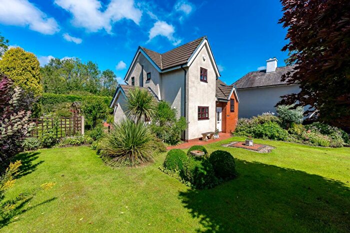 4 Bedroom Detached House For Sale In Mesne Lea Road, Worsley, M28