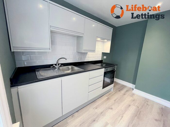 3 Bedroom Maisonette To Rent In Cambridge Gardens, Folkestone, CT20