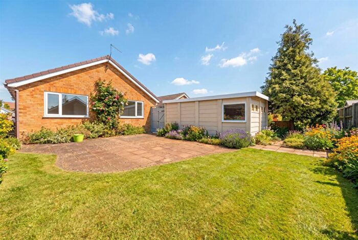 3 Bedroom Detached Bungalow To Rent In Pottergate Close, Waddington, Lincoln, LN5