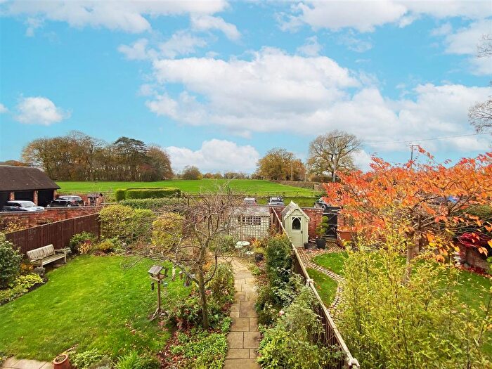 3 Bedroom Barn Conversion For Sale In Moss End, Smallwood, CW11