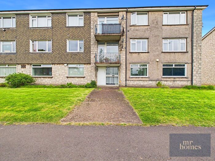 2 Bedroom Flat For Sale In Vincent Road, Lower Ely, Cardiff, CF5