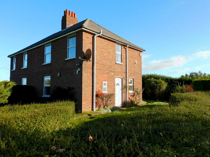 3 Bedroom Cottage For Sale In Bass Cottage, Bass Chase, PE12